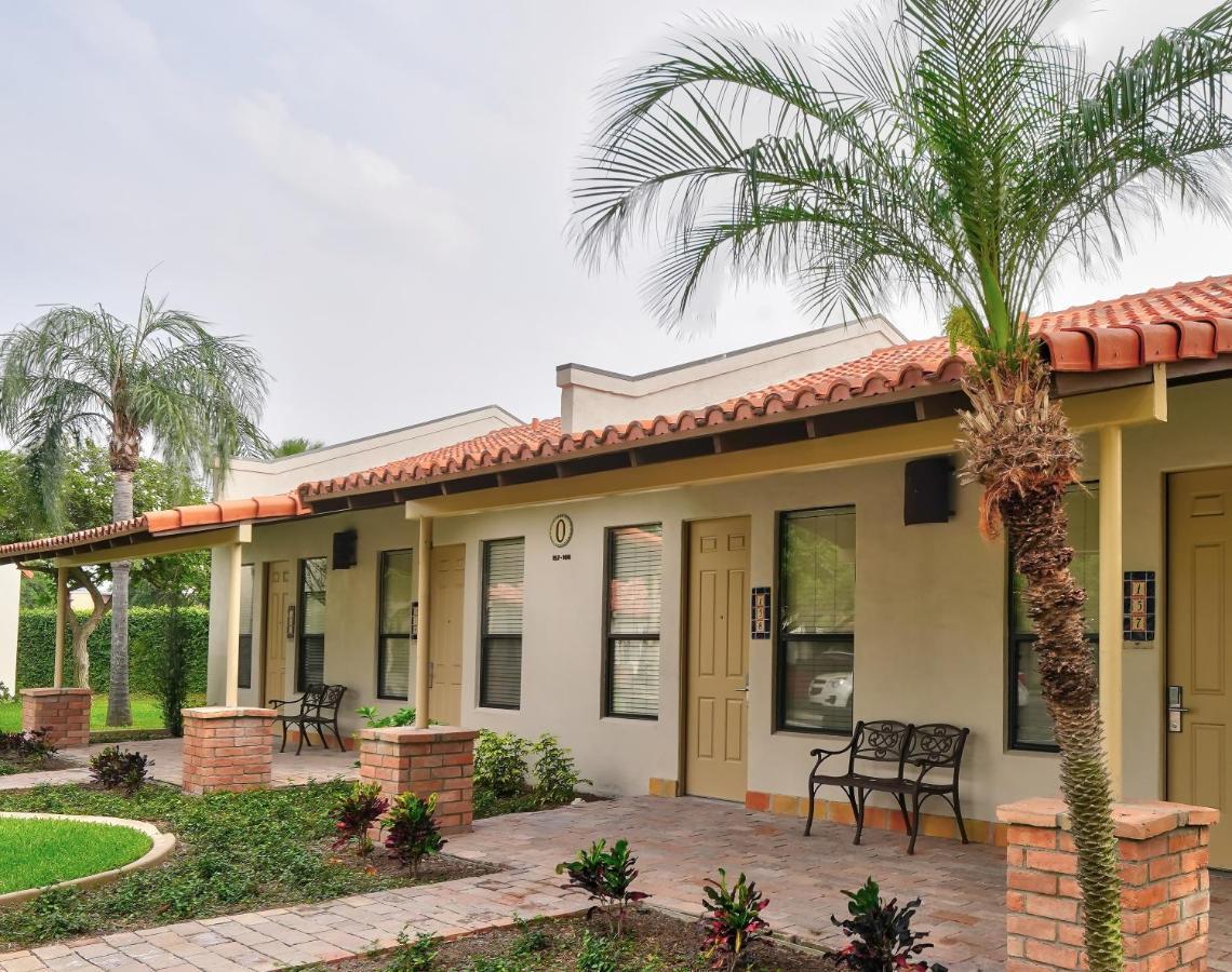 The Bungalows On Shary Мишън Екстериор снимка